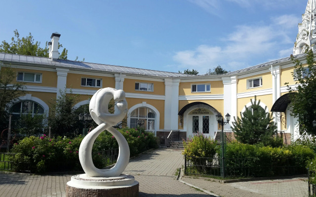 Muzyika I Vremya Hotel