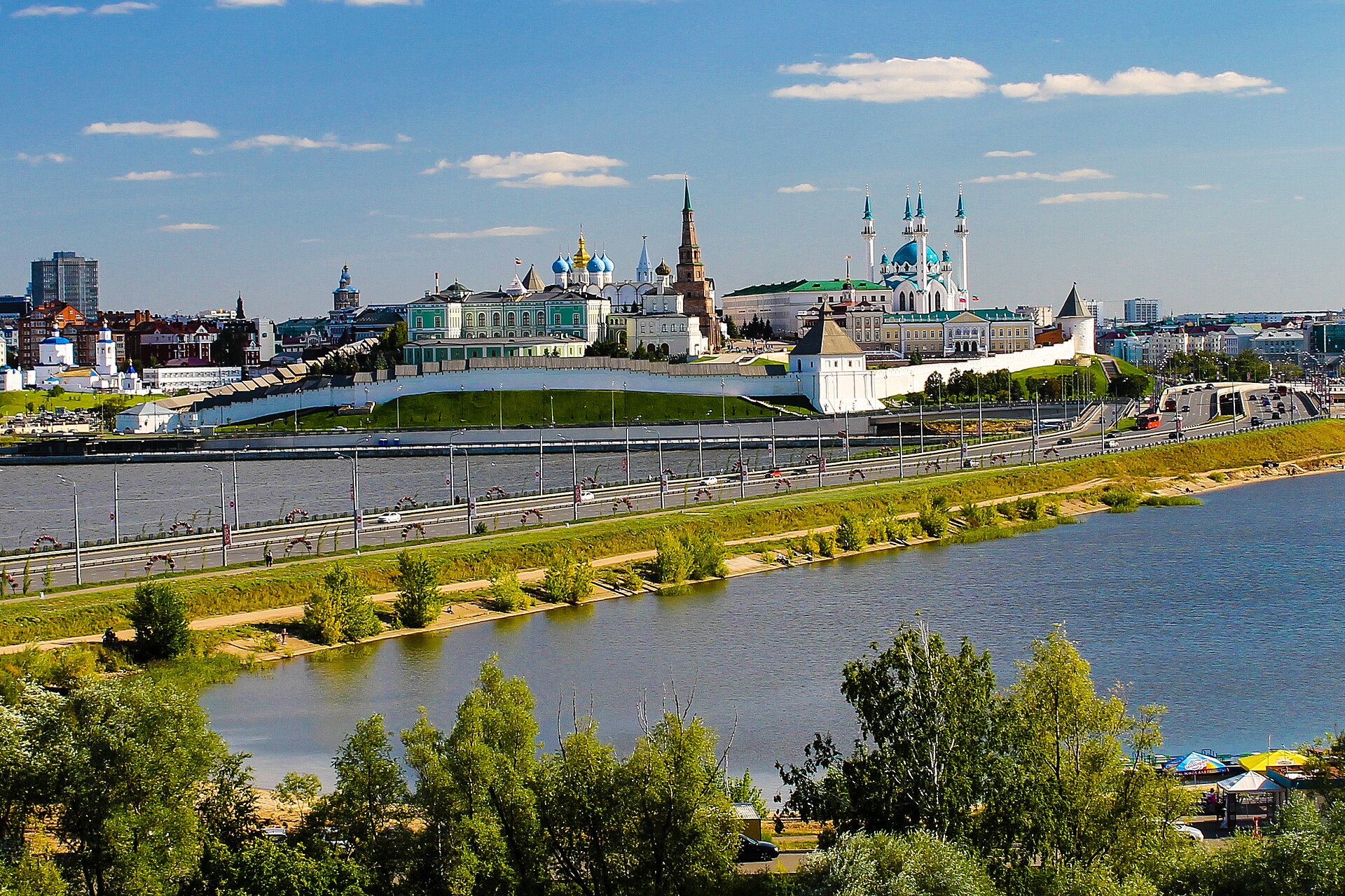 Kazan Kremlin and Bauman Street Tour